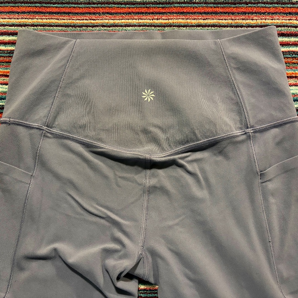 LILAC ATHLETA SALUTATION 7/8 TIGHT SMALL-PETITE PRE-OWNED